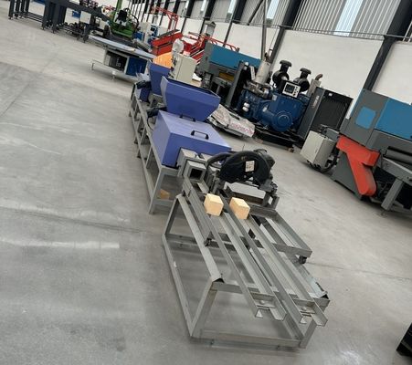 New Automatic 2-Head Wood Chip Saw Dust Block Machine Wood Pallet Making Machine