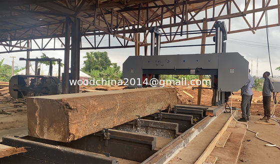 Δία 2500mm CNC Οριζόντια αυτόματη ξύλο Bandsaw Machine Band Saw Για Αφρικανική κοπή ξύλου
