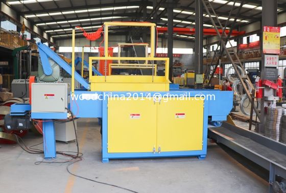 Ικανότητας 1500kgs/H ξύλινος ξυρίσματος μύλος ξυρίσματος μηχανών αυτόματος ξύλινος
