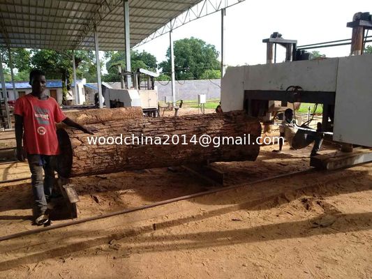 Δία 2500mm CNC Οριζόντια αυτόματη ξύλο Bandsaw Machine Band Saw Για Αφρικανική κοπή ξύλου