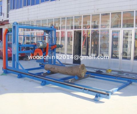 Portable Circular Sawmill, Double Saw Blade Angle Sawmill Cutting Log