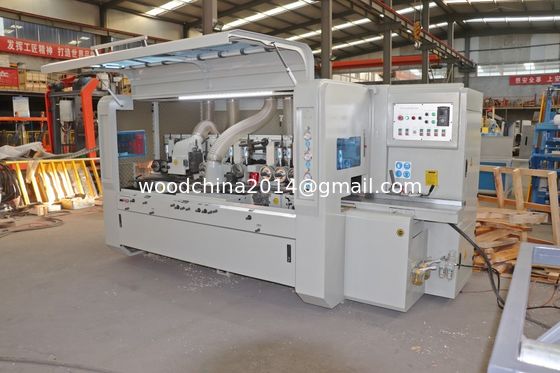 Μεγάλη ακρίβεια 4 πλευρές Moulder ξυλουργική μηχανή 4 πλευρές Wood Planer Moulder